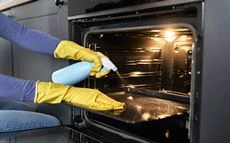 Backofen reinigen
